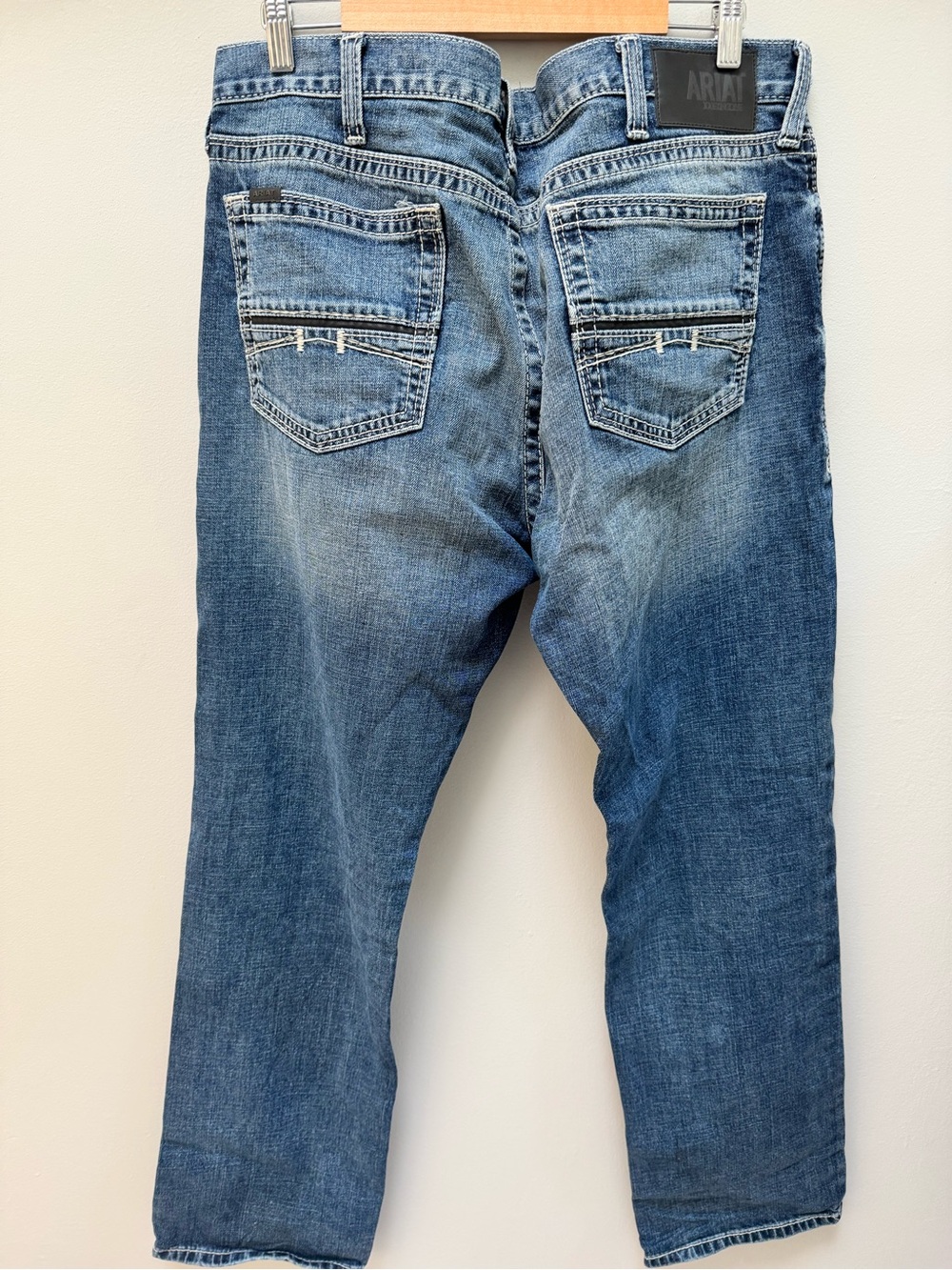 NWT! Ariat M7 Mens Slim Fit Straight Leg Jeans 38x34 Work Stretch Medium Wash - Picture 5 of 5